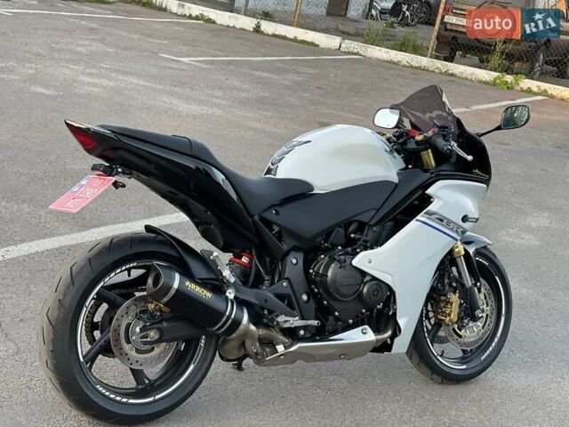 Білий Хонда CB 600F Hornet, об'ємом двигуна 0 л та пробігом 20 тис. км за 6200 $, фото 1 на Automoto.ua