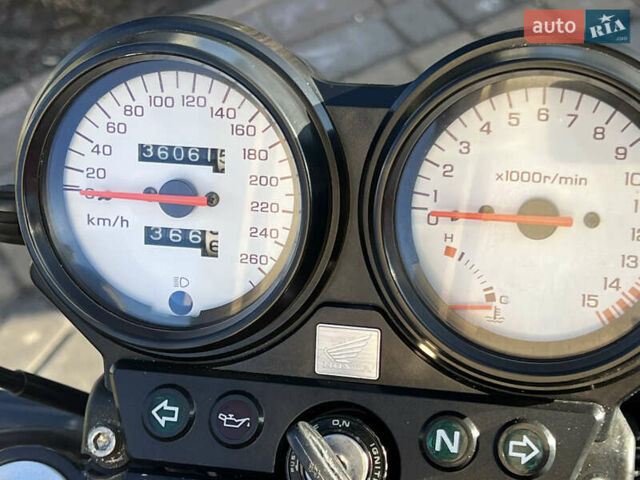 Черный Хонда CB 600F Hornet, объемом двигателя 0.6 л и пробегом 36 тыс. км за 4050 $, фото 1 на Automoto.ua