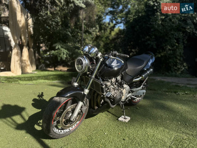 Черный Хонда CB 600F Hornet, объемом двигателя 0.6 л и пробегом 55 тыс. км за 3500 $, фото 1 на Automoto.ua