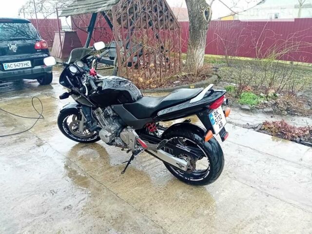 Черный Хонда CB 600F Hornet, объемом двигателя 0.6 л и пробегом 38 тыс. км за 2700 $, фото 2 на Automoto.ua