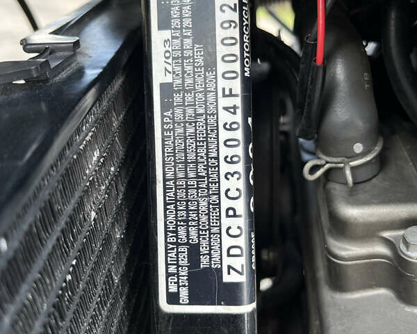 Черный Хонда CB 600F Hornet, объемом двигателя 0.6 л и пробегом 25 тыс. км за 5300 $, фото 16 на Automoto.ua