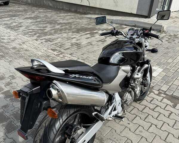Черный Хонда CB 600F Hornet, объемом двигателя 0.6 л и пробегом 34 тыс. км за 4799 $, фото 9 на Automoto.ua