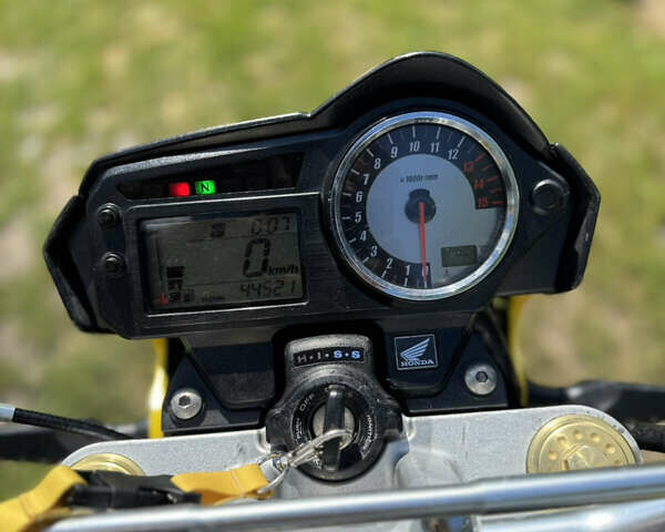 Черный Хонда CB 600F Hornet, объемом двигателя 0.6 л и пробегом 44 тыс. км за 4200 $, фото 7 на Automoto.ua