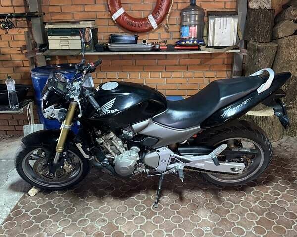Черный Хонда CB 600F Hornet, объемом двигателя 0.6 л и пробегом 40 тыс. км за 4400 $, фото 5 на Automoto.ua