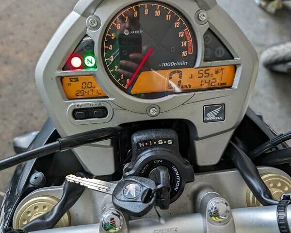 Чорний Хонда CB 600F Hornet, об'ємом двигуна 0 л та пробігом 29 тис. км за 5699 $, фото 8 на Automoto.ua