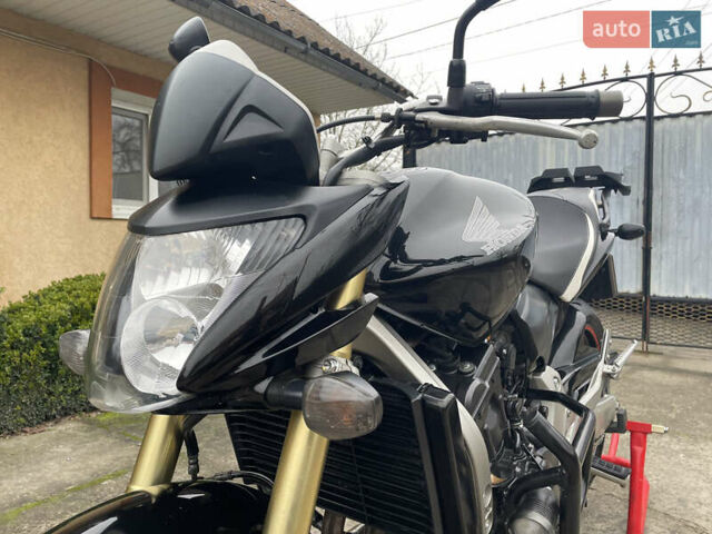 Черный Хонда CB 600F Hornet, объемом двигателя 0.6 л и пробегом 42 тыс. км за 4950 $, фото 9 на Automoto.ua