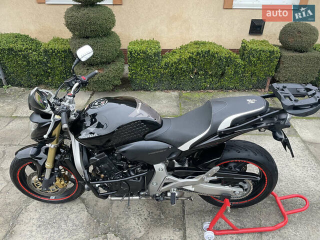 Черный Хонда CB 600F Hornet, объемом двигателя 0.6 л и пробегом 42 тыс. км за 4950 $, фото 3 на Automoto.ua