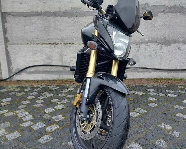 Черный Хонда CB 600F Hornet, объемом двигателя 0.6 л и пробегом 38 тыс. км за 5500 $, фото 4 на Automoto.ua