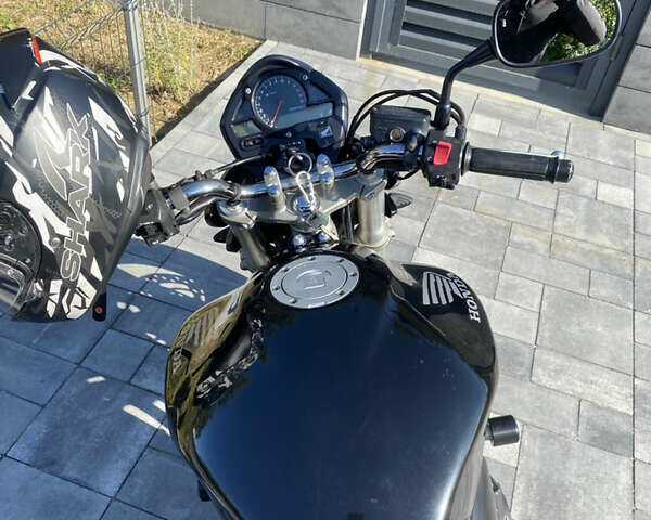Черный Хонда CB 600F Hornet, объемом двигателя 0.6 л и пробегом 55 тыс. км за 4500 $, фото 2 на Automoto.ua