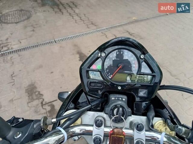Черный Хонда CB 600F Hornet, объемом двигателя 0.6 л и пробегом 62 тыс. км за 5400 $, фото 7 на Automoto.ua