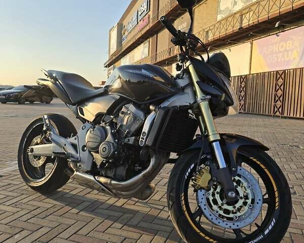 Черный Хонда CB 600F Hornet, объемом двигателя 0.6 л и пробегом 57 тыс. км за 5099 $, фото 8 на Automoto.ua