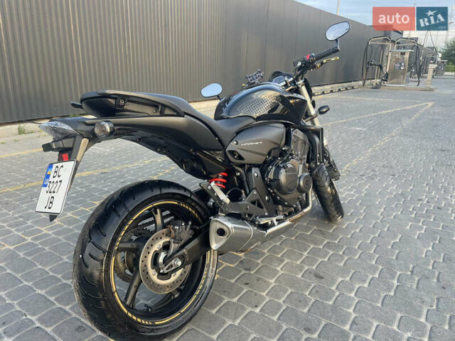 Черный Хонда CB 600F Hornet, объемом двигателя 0.6 л и пробегом 28 тыс. км за 5999 $, фото 2 на Automoto.ua