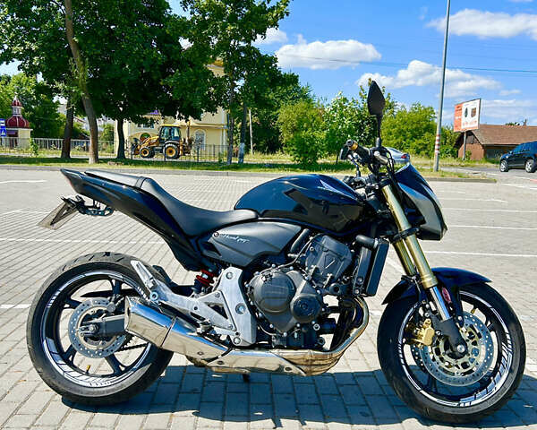 Черный Хонда CB 600F Hornet, объемом двигателя 0.6 л и пробегом 30 тыс. км за 6500 $, фото 1 на Automoto.ua