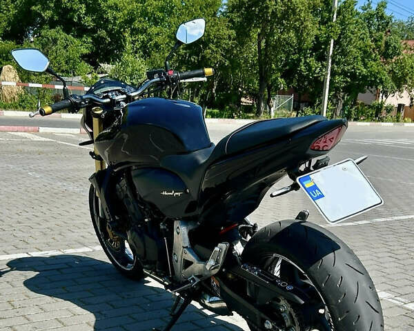 Черный Хонда CB 600F Hornet, объемом двигателя 0.6 л и пробегом 30 тыс. км за 6500 $, фото 2 на Automoto.ua