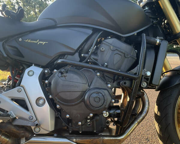 Черный Хонда CB 600F Hornet, объемом двигателя 0.6 л и пробегом 11 тыс. км за 7475 $, фото 12 на Automoto.ua