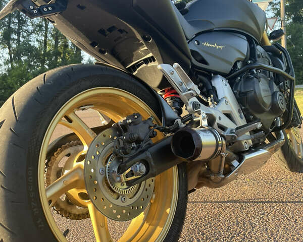 Черный Хонда CB 600F Hornet, объемом двигателя 0.6 л и пробегом 11 тыс. км за 7475 $, фото 11 на Automoto.ua