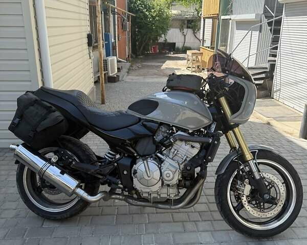 Черный Хонда CB 600F Hornet, объемом двигателя 0.6 л и пробегом 24 тыс. км за 4800 $, фото 5 на Automoto.ua