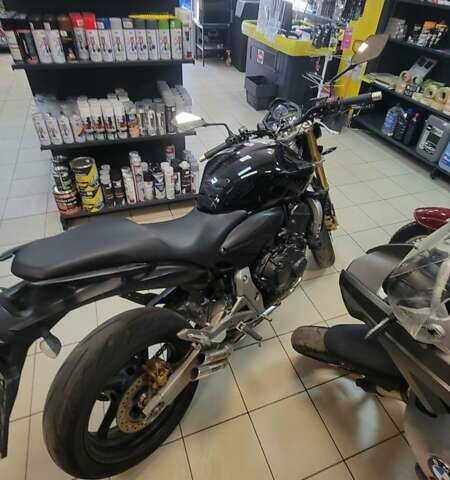 Чорний Хонда CB 600F Hornet, об'ємом двигуна 0.6 л та пробігом 43 тис. км за 5950 $, фото 4 на Automoto.ua
