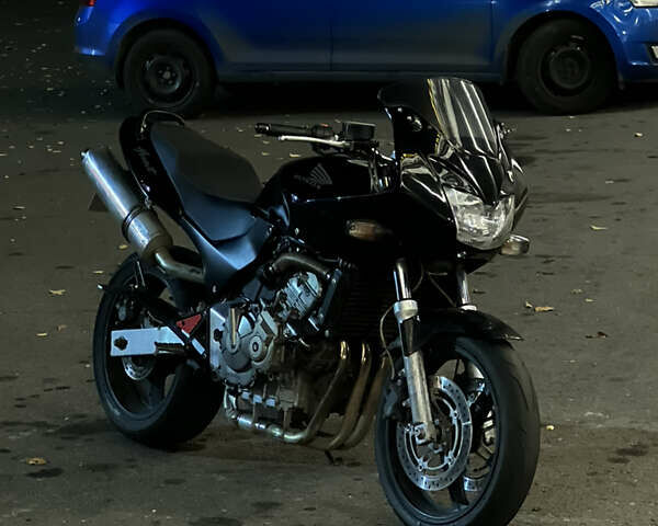 Черный Хонда CB 600F Hornet, объемом двигателя 0.6 л и пробегом 46 тыс. км за 3600 $, фото 8 на Automoto.ua
