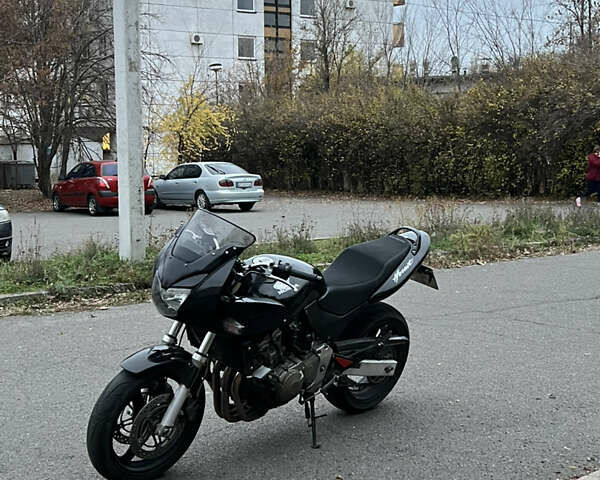 Черный Хонда CB 600F Hornet, объемом двигателя 0.6 л и пробегом 46 тыс. км за 3600 $, фото 2 на Automoto.ua