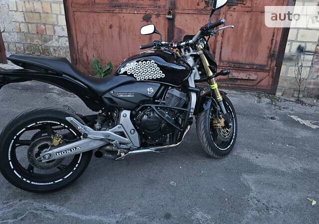 Черный Хонда CB 600F Hornet, объемом двигателя 0.6 л и пробегом 20 тыс. км за 5700 $, фото 3 на Automoto.ua