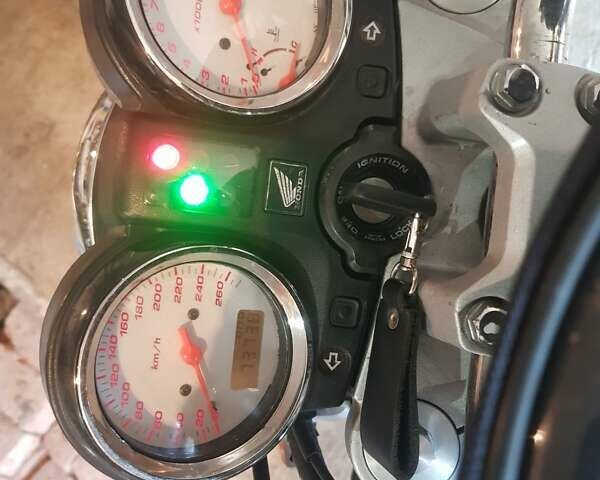 Червоний Хонда CB 600F Hornet, об'ємом двигуна 0.6 л та пробігом 74 тис. км за 3700 $, фото 3 на Automoto.ua