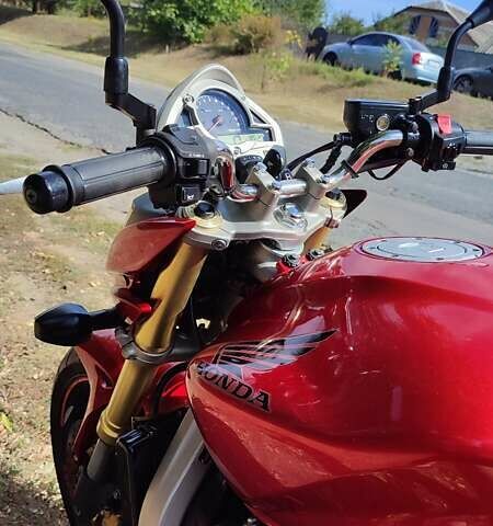Червоний Хонда CB 600F Hornet, об'ємом двигуна 0 л та пробігом 42 тис. км за 5800 $, фото 3 на Automoto.ua