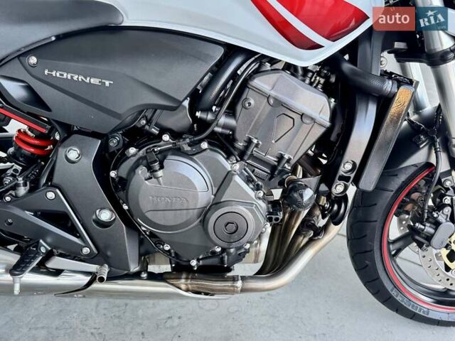 Хонда CB 600F Hornet, об'ємом двигуна 0.6 л та пробігом 35 тис. км за 5999 $, фото 8 на Automoto.ua