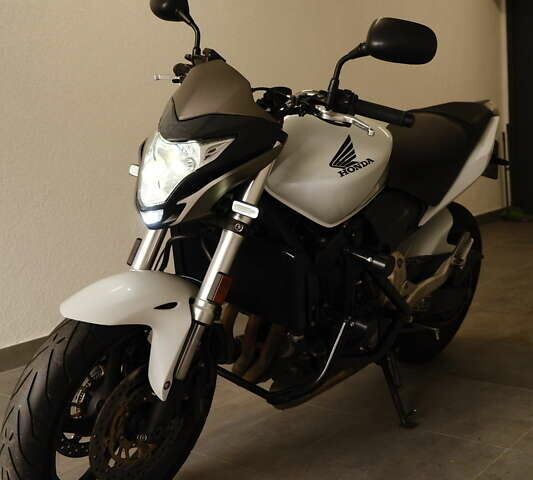 Хонда CB 600F Hornet, объемом двигателя 0 л и пробегом 22 тыс. км за 5700 $, фото 4 на Automoto.ua