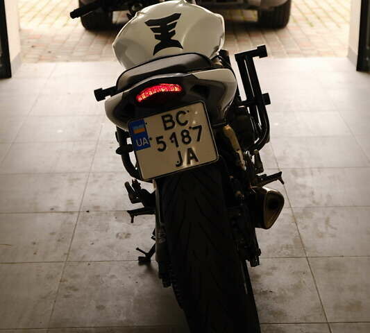 Хонда CB 600F Hornet, объемом двигателя 0 л и пробегом 22 тыс. км за 5700 $, фото 2 на Automoto.ua