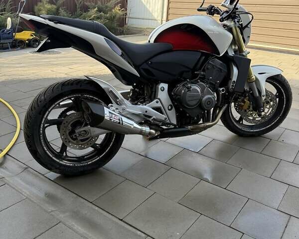 Хонда CB 600F Hornet, об'ємом двигуна 0 л та пробігом 28 тис. км за 7500 $, фото 6 на Automoto.ua