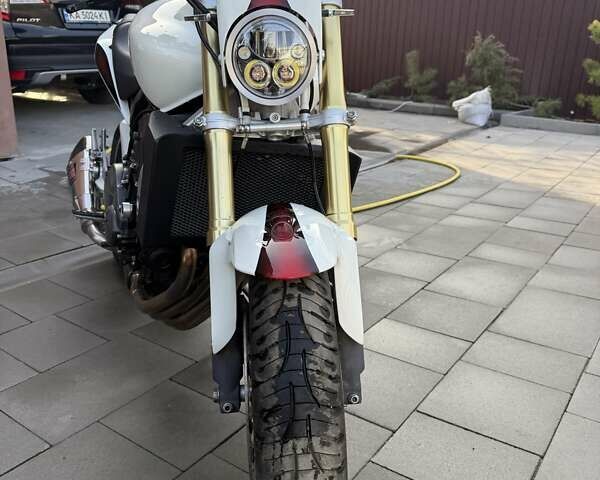 Хонда CB 600F Hornet, об'ємом двигуна 0 л та пробігом 28 тис. км за 7500 $, фото 1 на Automoto.ua
