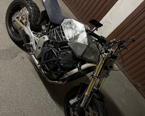 Хонда CB 600F Hornet, объемом двигателя 0 л и пробегом 50 тыс. км за 6728 $, фото 12 на Automoto.ua