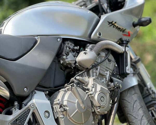 Хонда CB 600F Hornet, объемом двигателя 0.6 л и пробегом 28 тыс. км за 3200 $, фото 7 на Automoto.ua