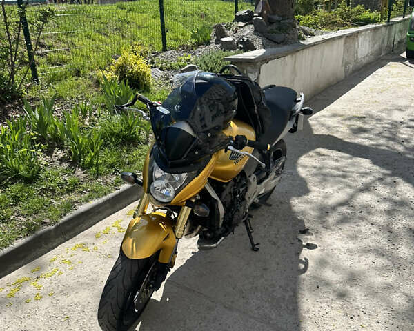 Желтый Хонда CB 600F Hornet, объемом двигателя 0.6 л и пробегом 39 тыс. км за 6000 $, фото 7 на Automoto.ua