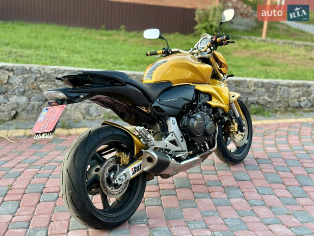 Желтый Хонда CB 600F Hornet, объемом двигателя 0.6 л и пробегом 24 тыс. км за 7100 $, фото 7 на Automoto.ua