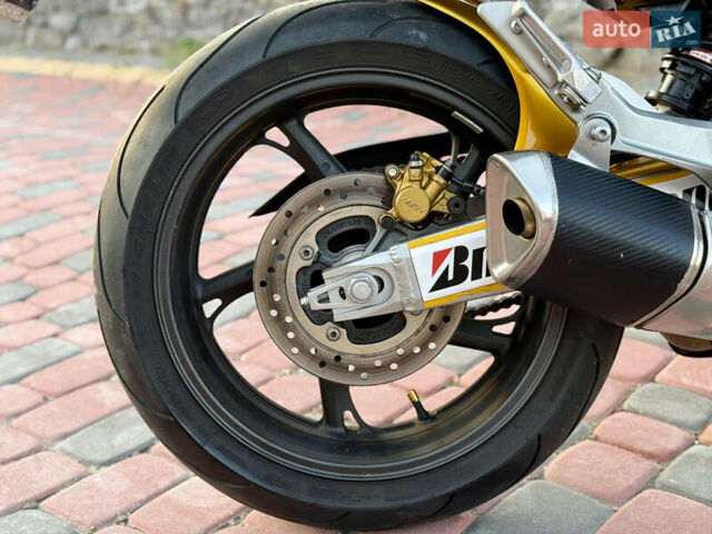 Желтый Хонда CB 600F Hornet, объемом двигателя 0.6 л и пробегом 24 тыс. км за 7100 $, фото 5 на Automoto.ua