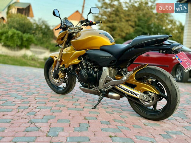 Желтый Хонда CB 600F Hornet, объемом двигателя 0.6 л и пробегом 24 тыс. км за 7100 $, фото 3 на Automoto.ua