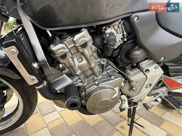 Серый Хонда CB 600F Hornet, объемом двигателя 0 л и пробегом 38 тыс. км за 4200 $, фото 5 на Automoto.ua