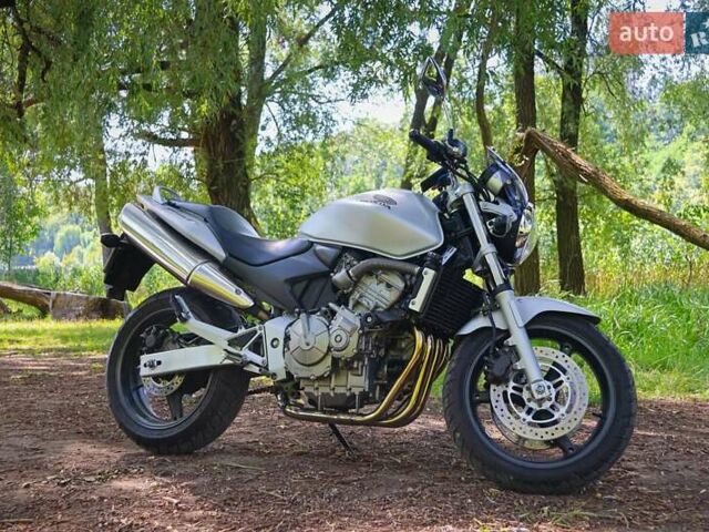 Серый Хонда CB 600F Hornet, объемом двигателя 0.6 л и пробегом 43 тыс. км за 4700 $, фото 5 на Automoto.ua