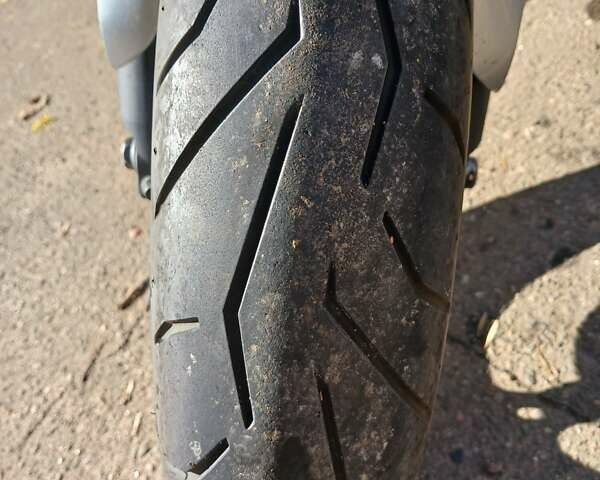 Серый Хонда CB 600F Hornet, объемом двигателя 0.6 л и пробегом 73 тыс. км за 3000 $, фото 21 на Automoto.ua