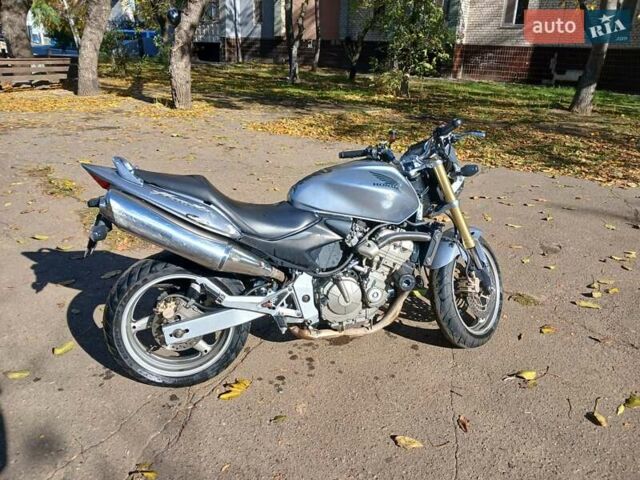 Серый Хонда CB 600F Hornet, объемом двигателя 0.6 л и пробегом 73 тыс. км за 3000 $, фото 9 на Automoto.ua