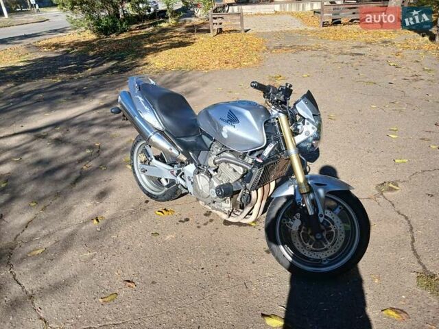 Серый Хонда CB 600F Hornet, объемом двигателя 0.6 л и пробегом 73 тыс. км за 3000 $, фото 27 на Automoto.ua