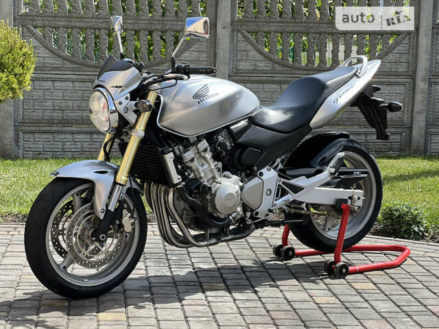 Сірий Хонда CB 600F Hornet, об'ємом двигуна 0.6 л та пробігом 24 тис. км за 4999 $, фото 19 на Automoto.ua