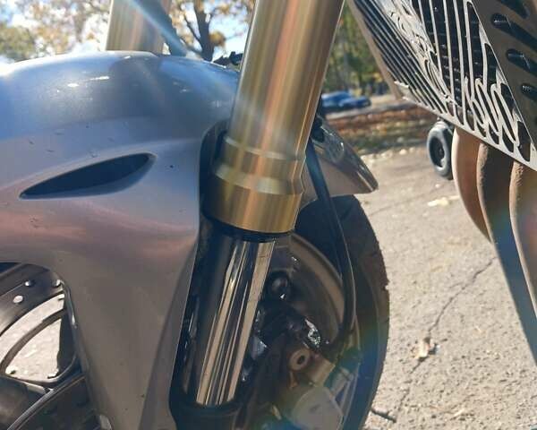 Серый Хонда CB 600F Hornet, объемом двигателя 0.6 л и пробегом 73 тыс. км за 3000 $, фото 16 на Automoto.ua