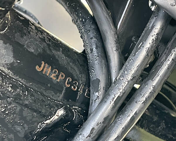 Серый Хонда CB 600F Hornet, объемом двигателя 0.6 л и пробегом 39 тыс. км за 3900 $, фото 7 на Automoto.ua