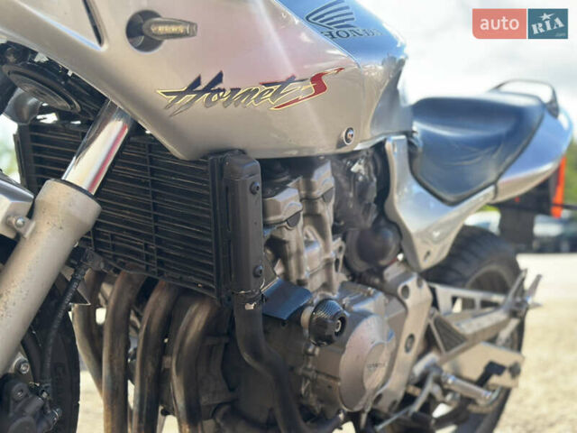 Серый Хонда CB 600F Hornet, объемом двигателя 0.6 л и пробегом 44 тыс. км за 3700 $, фото 14 на Automoto.ua