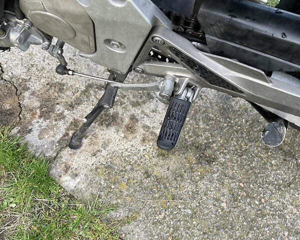 Серый Хонда CB 600F Hornet, объемом двигателя 0.6 л и пробегом 39 тыс. км за 3900 $, фото 21 на Automoto.ua