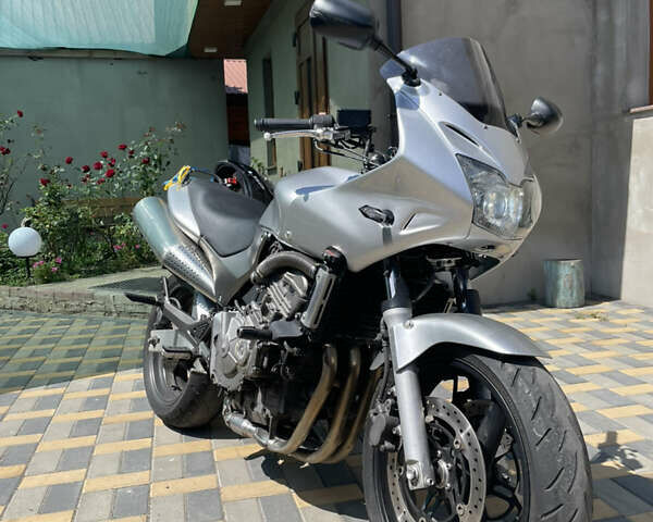 Сірий Хонда CB 600F Hornet, об'ємом двигуна 0.6 л та пробігом 44 тис. км за 3600 $, фото 1 на Automoto.ua