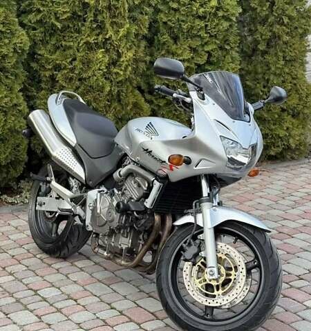 Серый Хонда CB 600F Hornet, объемом двигателя 0.6 л и пробегом 49 тыс. км за 3900 $, фото 6 на Automoto.ua